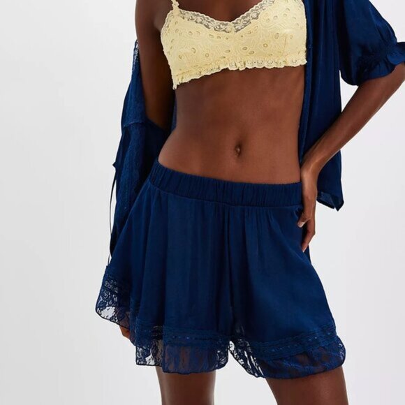 Other - Morning Breeze Shorts Solid Navy Peony